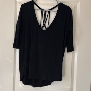 Express Size‎ Medium 3/4 Sleeve Black Tee